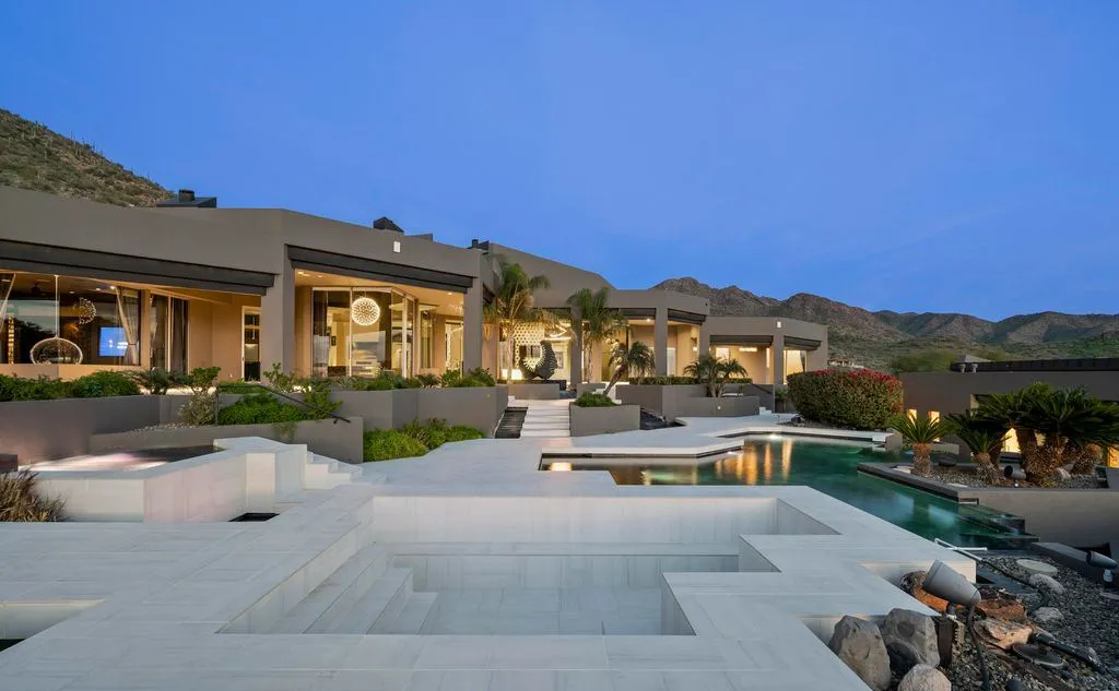 An Extraordinary Private-Mountain Estate in Arizona Delivers Architectural Drama at $9.9M 31 10324 E Calle De Las Brisas 27