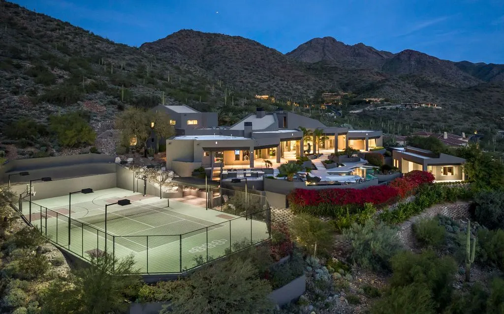 An Extraordinary Private-Mountain Estate in Arizona Delivers Architectural Drama at $9.9M 7 10324 E Calle De Las Brisas 3