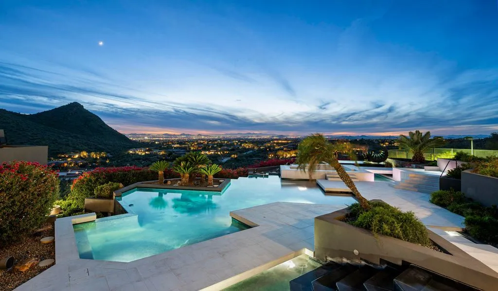 An Extraordinary Private-Mountain Estate in Arizona Delivers Architectural Drama at $9.9M 24 10324 E Calle De Las Brisas 4