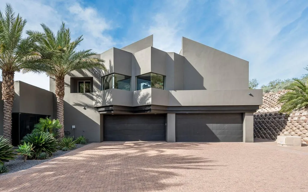 An Extraordinary Private-Mountain Estate in Arizona Delivers Architectural Drama at $9.9M 8 10324 E Calle De Las Brisas 7