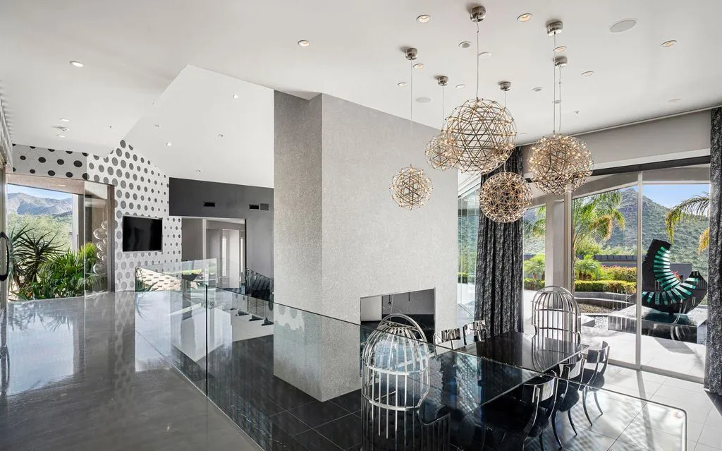 An Extraordinary Private-Mountain Estate in Arizona Delivers Architectural Drama at $9.9M 9 10324 E Calle De Las Brisas 8