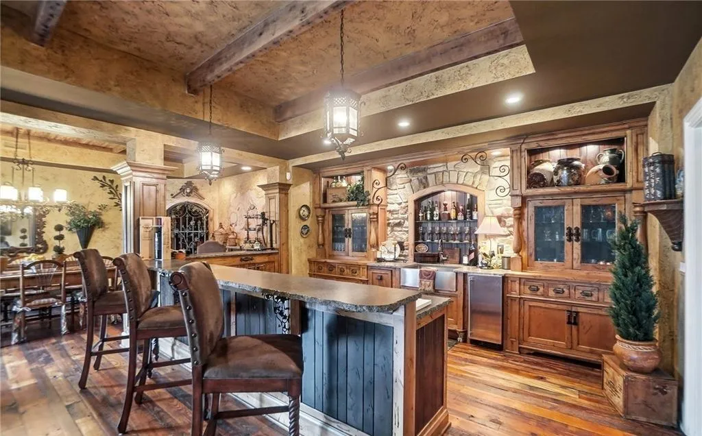 An Exceptional Stately Colonial Estate with Custom Finishes Lists for $2.35M in Ohio 24 109 Castle Pines Ct A Monumental Stately Colonial Trophy Estate 22