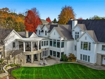 An Exceptional Stately Colonial Estate with Custom Finishes Lists for $2.35M in Ohio 1 109 Castle Pines Ct A Monumental Stately Colonial Trophy Estate 4
