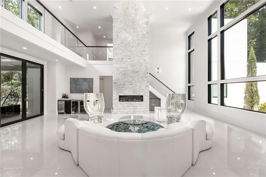 An Extraordinary Modern Estate by Bella Fine Homes Lists for $5.5 Million in Georgia 11 1105 Moores Mill Rd NW An Extraordinary Modern Estate by Bella Fine Homes 13