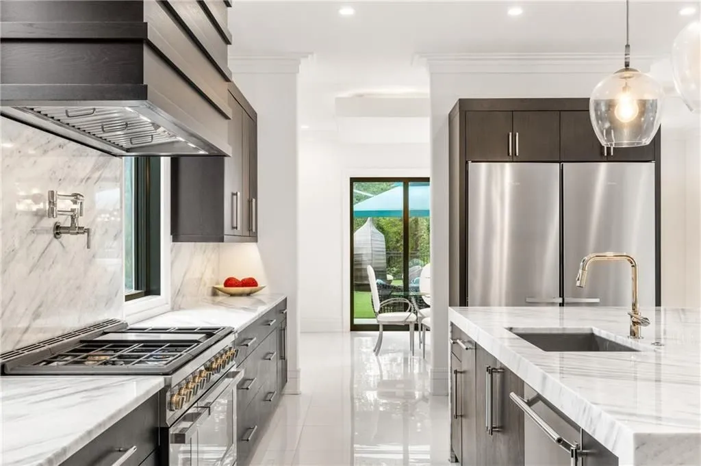 An Extraordinary Modern Estate by Bella Fine Homes Lists for $5.5 Million in Georgia 15 1105 Moores Mill Rd NW An Extraordinary Modern Estate by Bella Fine Homes 17