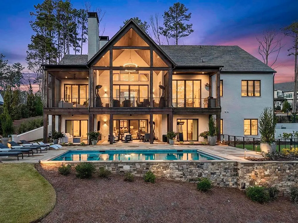 An Exceptional Lakefront Estate by Heirloom Builders Lists for $7.499M in Georgia 5 1131 Neary Rdg An Extraordinary Lakefront Estate Crafted by Heirloom Builders 1