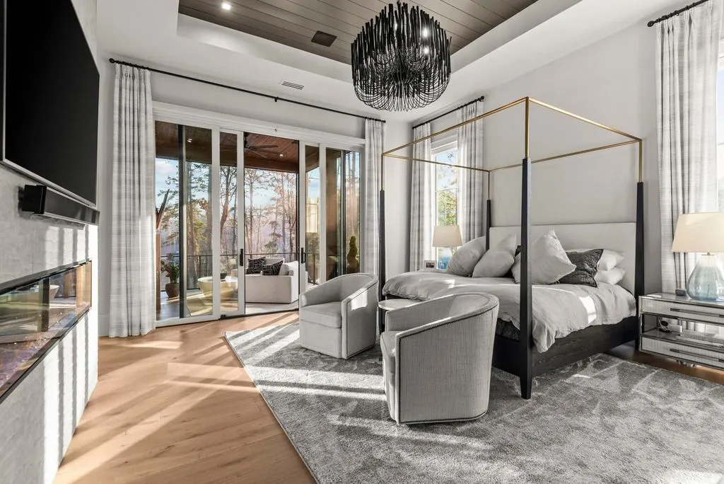 An Exceptional Lakefront Estate by Heirloom Builders Lists for $7.499M in Georgia 17 1131 Neary Rdg An Extraordinary Lakefront Estate Crafted by Heirloom Builders 16