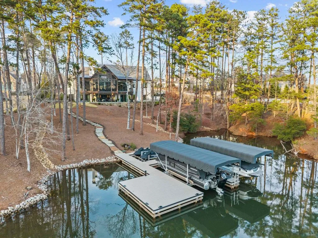 An Exceptional Lakefront Estate by Heirloom Builders Lists for $7.499M in Georgia 25 1131 Neary Rdg An Extraordinary Lakefront Estate Crafted by Heirloom Builders 4