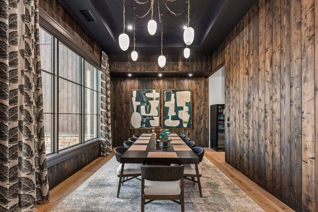 An Exceptional Lakefront Estate by Heirloom Builders Lists for $7.499M in Georgia 8 1131 Neary Rdg An Extraordinary Lakefront Estate Crafted by Heirloom Builders 7