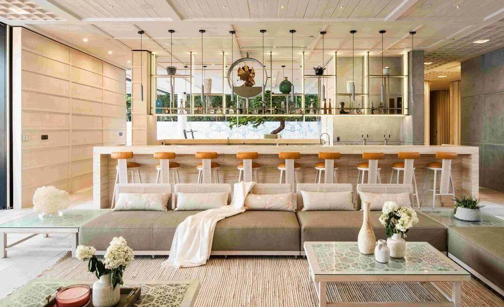 A Once-in-a-Generation California Masterpiece by Kris Halliday Lists for $34,999,000 15 11824 Ellice St Showcases a Breathtaking Kris Halliday–Designed Architectural Marvel 12