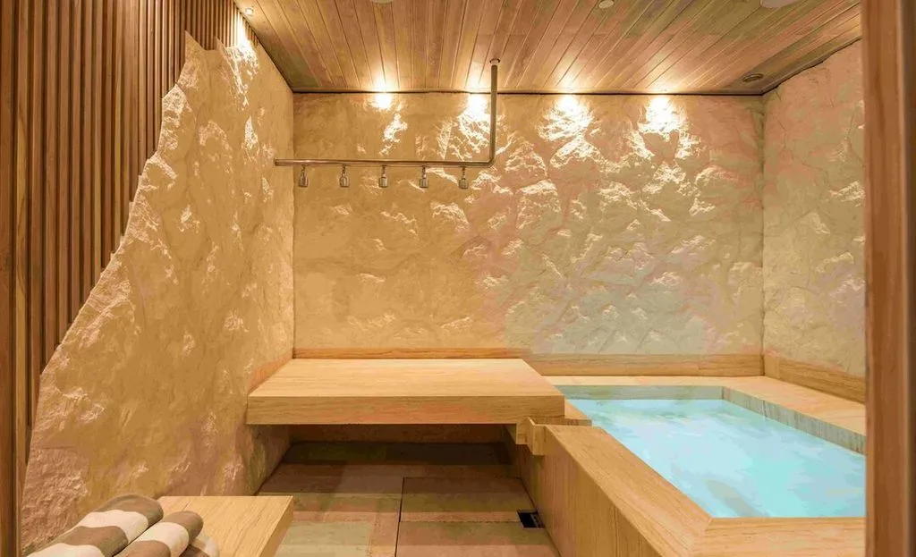 A Once-in-a-Generation California Masterpiece by Kris Halliday Lists for $34,999,000 26 11824 Ellice St Showcases a Breathtaking Kris Halliday–Designed Architectural Marvel 23