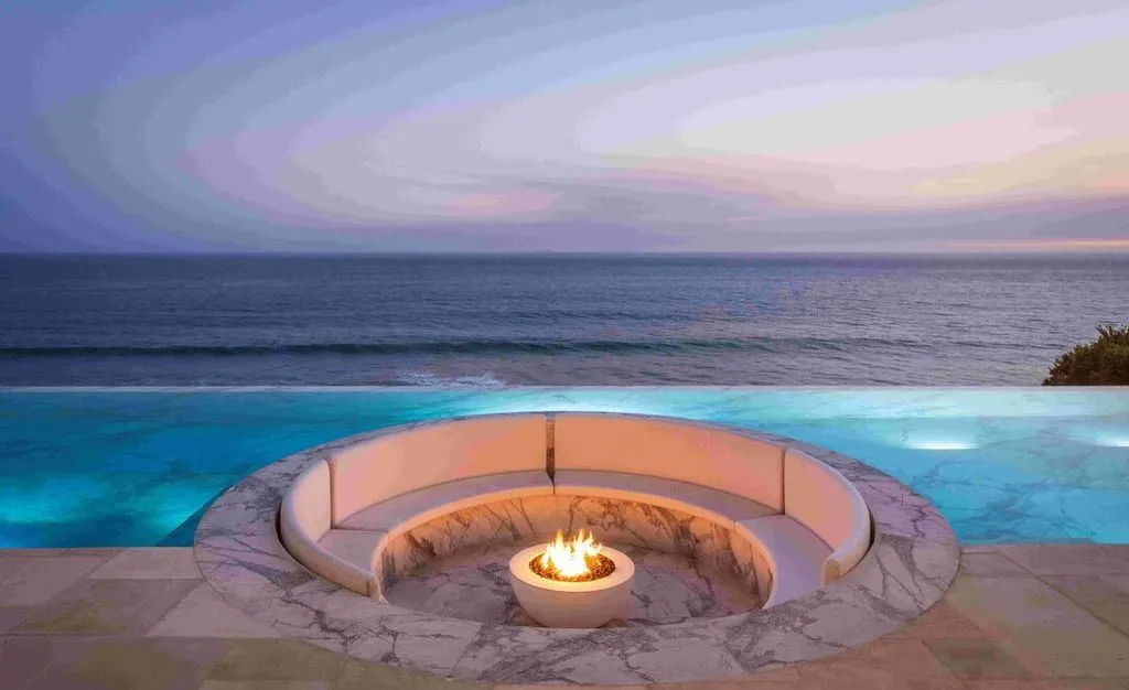 A Once-in-a-Generation California Masterpiece by Kris Halliday Lists for $34,999,000 29 11824 Ellice St Showcases a Breathtaking Kris Halliday–Designed Architectural Marvel 28