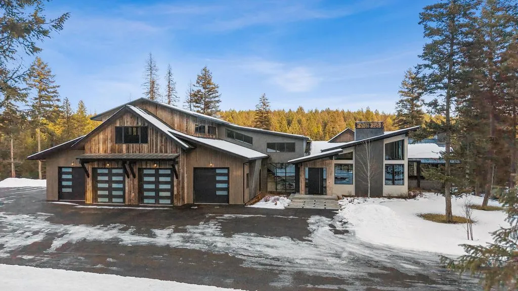 A Paramount Montana Estate Showcasing Mountain-Modern Luxury Lists for $11.9M 6 121 Whitefish Forest Loop A World Class Mountain Modern Estate Defining Montana Luxury 2