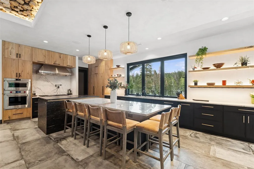 A Paramount Montana Estate Showcasing Mountain-Modern Luxury Lists for $11.9M 9 121 Whitefish Forest Loop A World Class Mountain Modern Estate Defining Montana Luxury 6