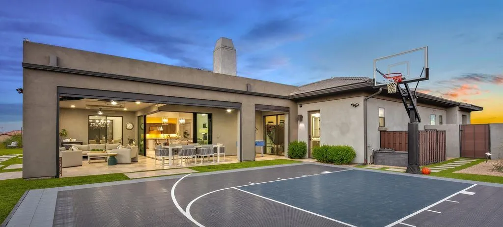 A $3.995M Breathtaking Desert Contemporary Home Showcases Elevated Living in Arizona 19 12440 E Desert Vista Dr Elevated Contemporary Luxury in Scottsdale 11