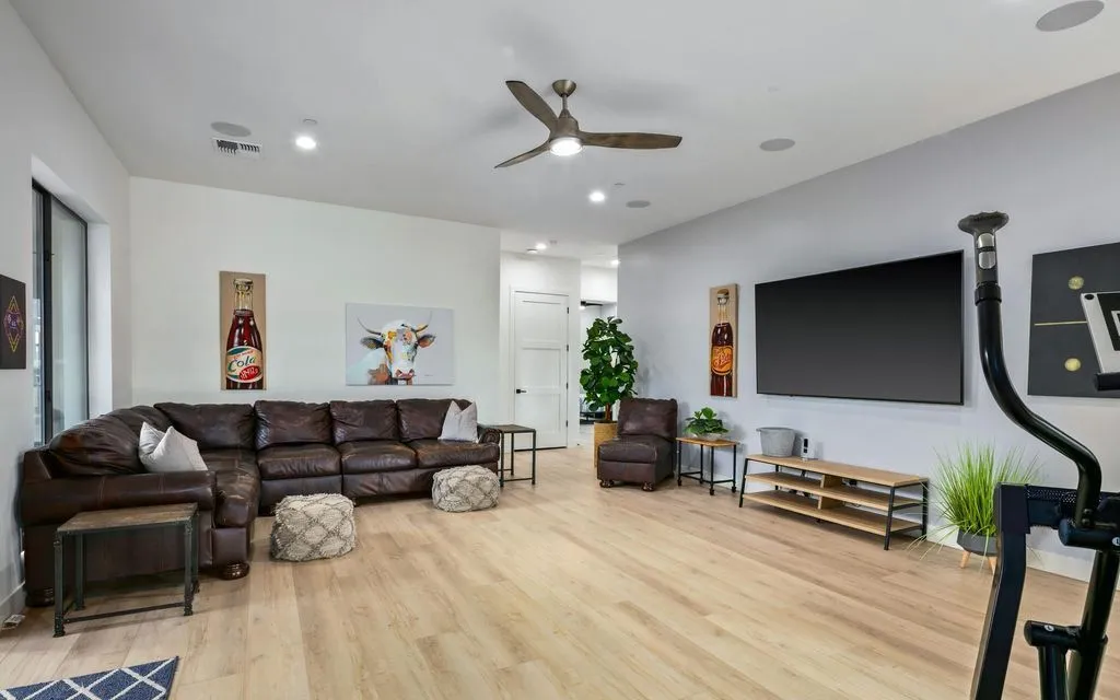 A $3.995M Breathtaking Desert Contemporary Home Showcases Elevated Living in Arizona 13 12440 E Desert Vista Dr Elevated Contemporary Luxury in Scottsdale 18