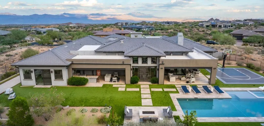 A $3.995M Breathtaking Desert Contemporary Home Showcases Elevated Living in Arizona 21 12440 E Desert Vista Dr Elevated Contemporary Luxury in Scottsdale 20
