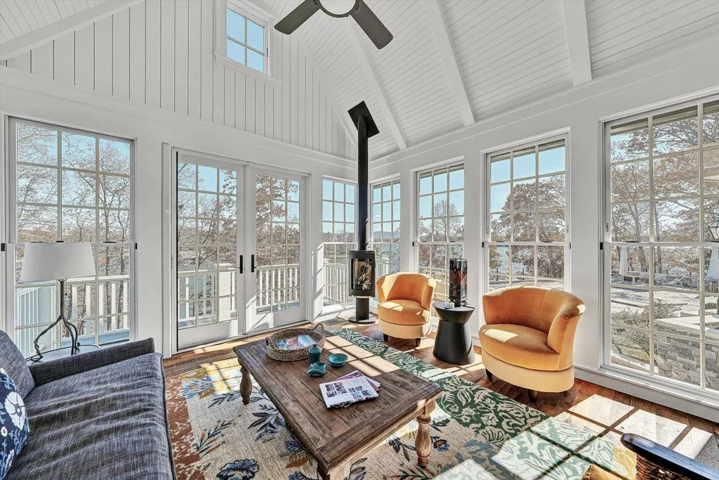 A Distinguished Murphy & Co–Designed Waterfront Estate Inspired by Historic Farmhouses Lists for $5.95M 21 128 Oaklawn Dr An Exceptional Waterfront Residence by Murphy Co Inspired by Historic Farmhouses in Virginia 14
