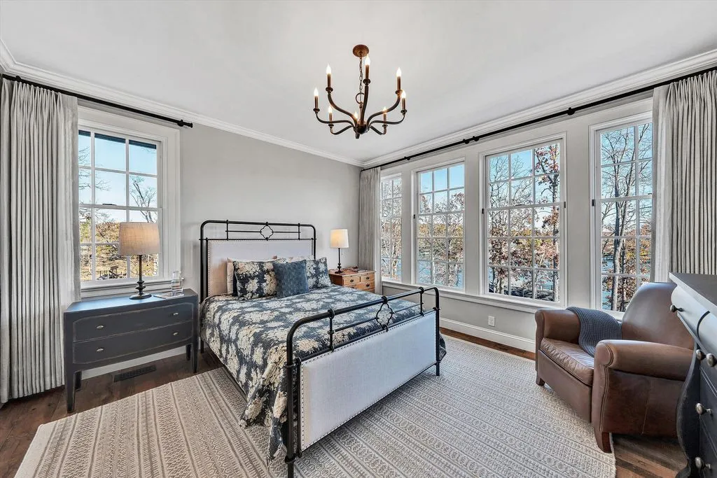 A Distinguished Murphy & Co–Designed Waterfront Estate Inspired by Historic Farmhouses Lists for $5.95M 23 128 Oaklawn Dr An Exceptional Waterfront Residence by Murphy Co Inspired by Historic Farmhouses in Virginia 16