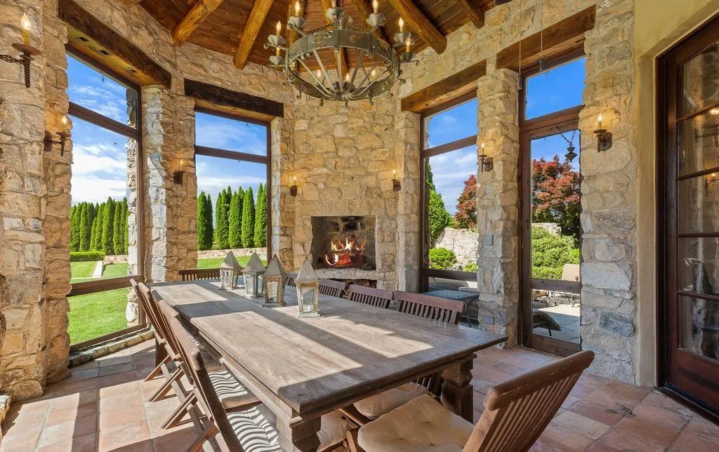 A Rare 10-Acre Potomac Tuscany-Inspired Villa with Old-World Charm, Asking $9.95 Million 12 13320 Signal Tree Ln Showcases an Extraordinary 10 Acre Potomac Tuscany Inspired Villa 13