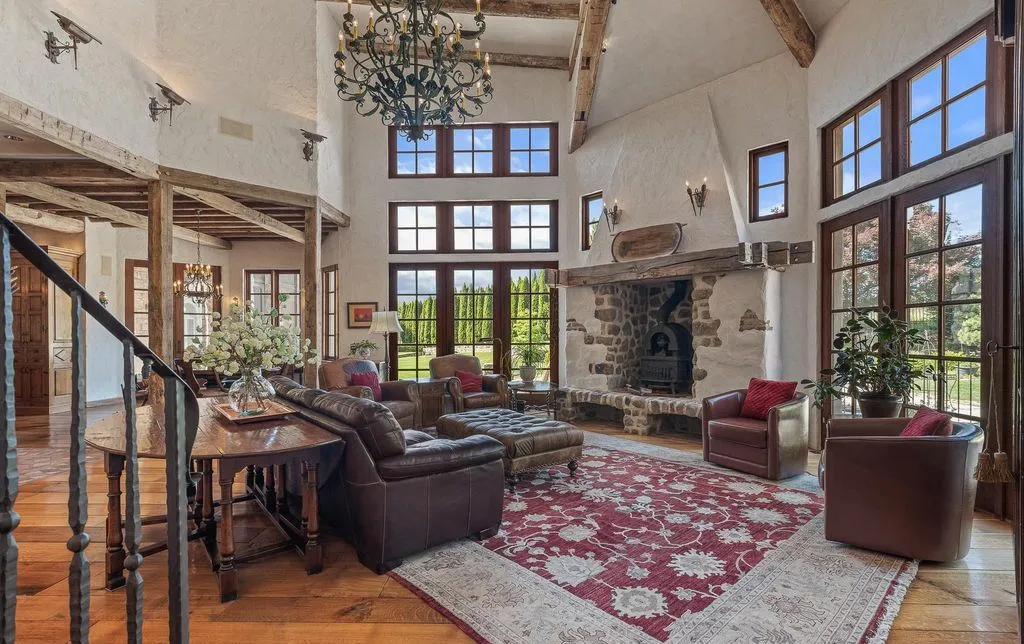 A Rare 10-Acre Potomac Tuscany-Inspired Villa with Old-World Charm, Asking $9.95 Million 20 13320 Signal Tree Ln Showcases an Extraordinary 10 Acre Potomac Tuscany Inspired Villa 18