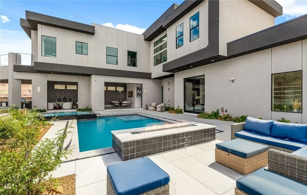 Modern Architectural Masterpiece in Nevada Offers Resort-Style Living at $5.95 Million 24 14 Sanctuary Peak Ct A Breathtaking Architectural Masterpiece Showcasing Modern Luxury and Resort Style Living in Nevada 22