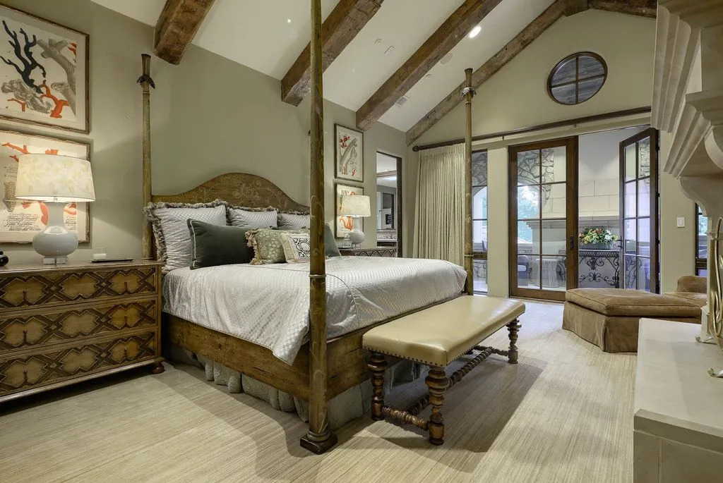 European Villa Romance Meets Texas Luxury in This $7.6 Million Estate 28 15 Robledo Dr Reveals a Stunning European Villa–Inspired Estate in Texas 19