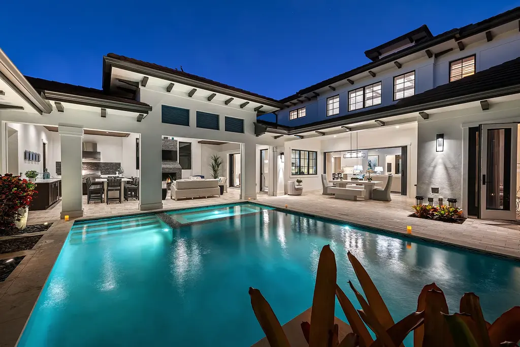 Stunning $8.4 Million Moorings Masterpiece Showcases Timeless Luxury Living in Naples 14 2025 Crayton RD Stunning 8.4M Moorings Masterpiece Redefining Luxury Living in Naples 4