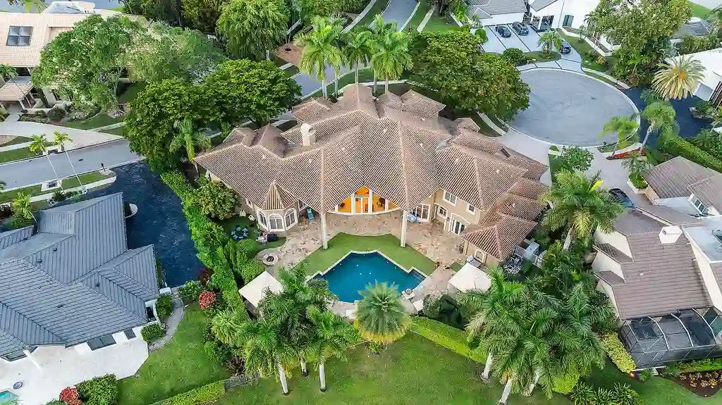 A $5.5 Million Remarkable Golf Course Estate Elevating Luxury Living in Boca Raton 16 Golf course views from the backyard of 21169 Oakley Court in Boca Raton