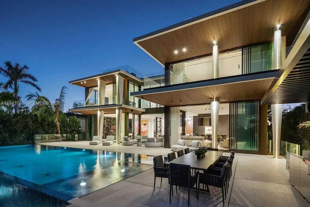 $45 Million Waterfront Masterpiece An Exceptional New Icon of Miami Beach Luxury Living 17 217 E Rivo Alto Dr Lists for 45 Million An Exceptional Waterfront Masterpiece Redefining Miami Beach Luxury 11
