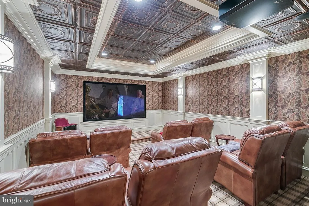 22665 Creighton Farms Dr: An Elite Virginia Estate Offering Resort ... - Luxury Apartment Rentals With Year Round Resort Style Living