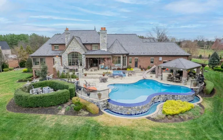 Virginia Luxury Houses for Sale | Exclusive Mansions & Estates in VA