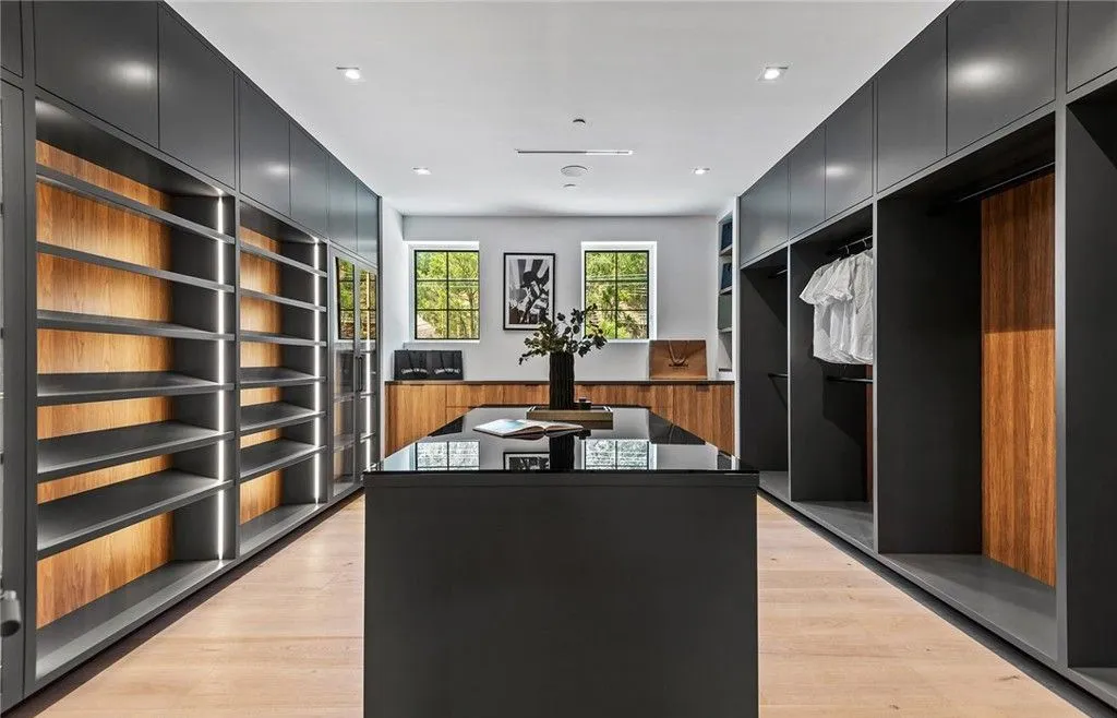 A Pristine New California Estate on 1.4 Acres at $24.775 Million 30 24044 Long Valley Rd A Spectacular Brand New California Estate on 1.4 Acres 20