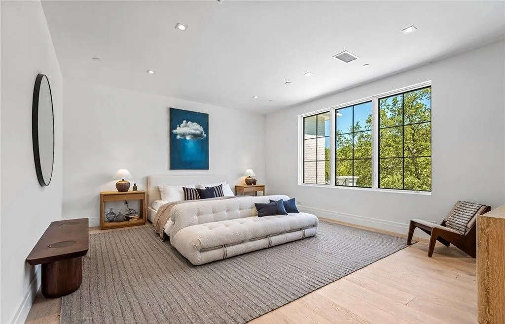 A Pristine New California Estate on 1.4 Acres at $24.775 Million 31 24044 Long Valley Rd A Spectacular Brand New California Estate on 1.4 Acres 22