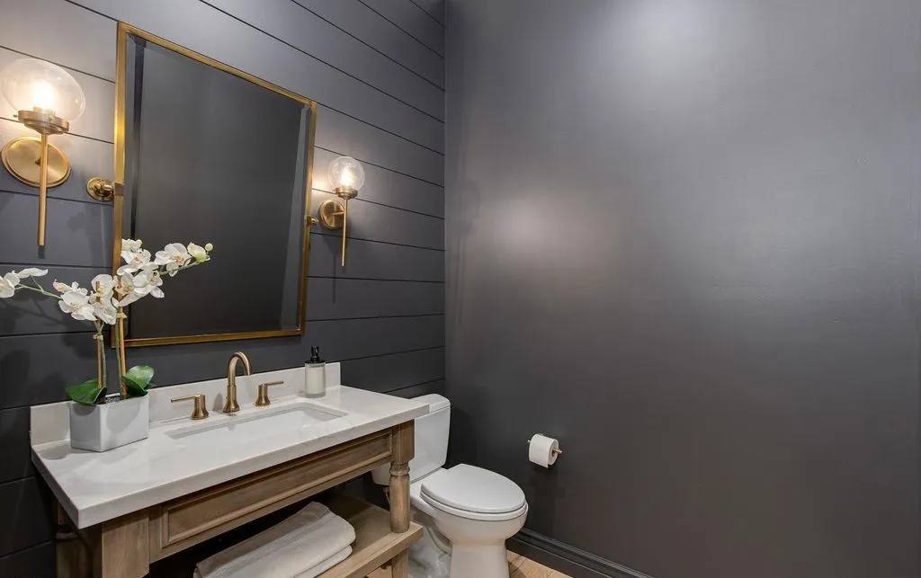 A Modern Desert Masterpiece in North Scottsdale Lists for $3.195 Million 14 25507 N 88th Way 14