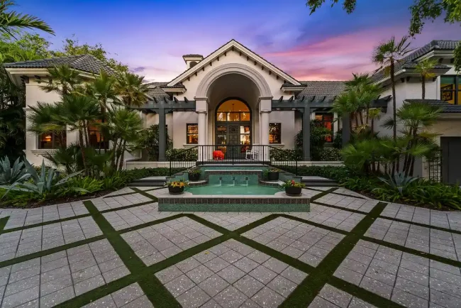 $9.4 Million Port Royal Residence Offering a Rare Opportunity in Naples Real Estate