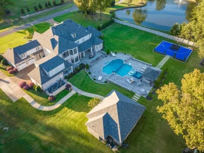 Tennessee Private Estate Reimagined for Luxury Living Lists for $3.499M 1 3246 Hollow Creek Rd An Extraordinary Tennessee Estate Reimagined for Elevated Living and Entertaining 1