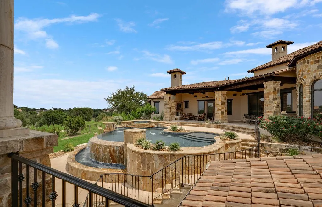 An Elevated Hill Country Lifestyle Awaits at This $3.1M Estate Overlooking the Nicklaus Course 20 35 Winged Foot A Remarkable Hill Country Residence Defined by Golf Course Serenity 19