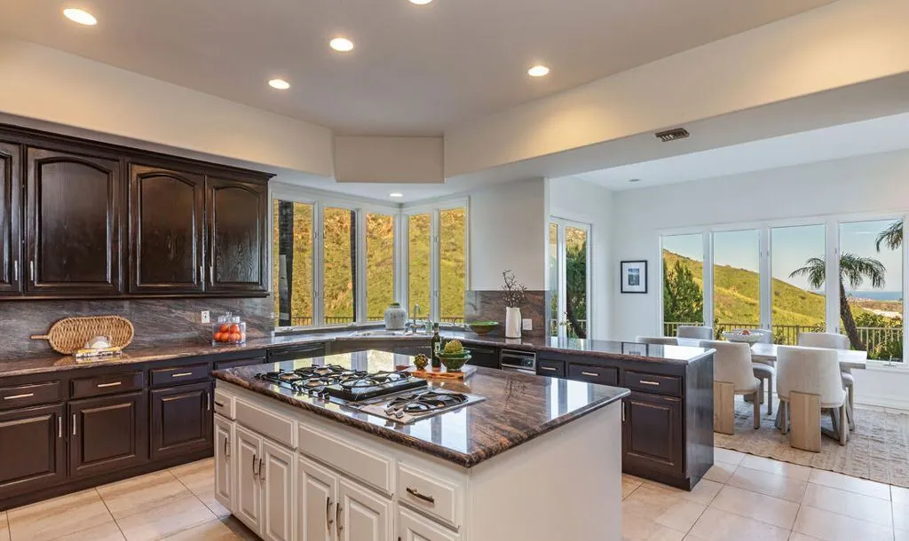 An Iconic $8.25M California Residence Blending Mediterranean Elegance With Panoramic Ocean Views 25 3895 Puerco Canyon Rd Spectacular Oceanfront Mediterranean Estate 15