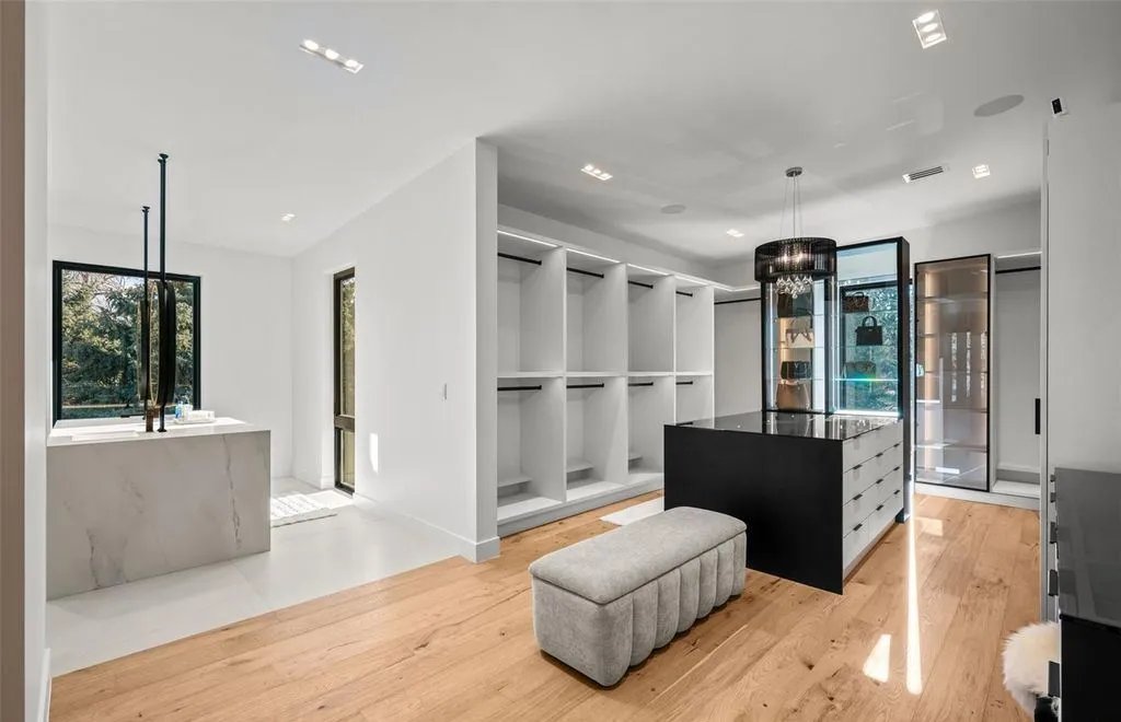 An Iconic Cherry Hills Village Estate Delivering Unmatched Privacy, Priced at $11.5 Million 19 49 Sunset Drive An Exceptional Cherry Hills Village Estate Offering Unmatched Privacy 11