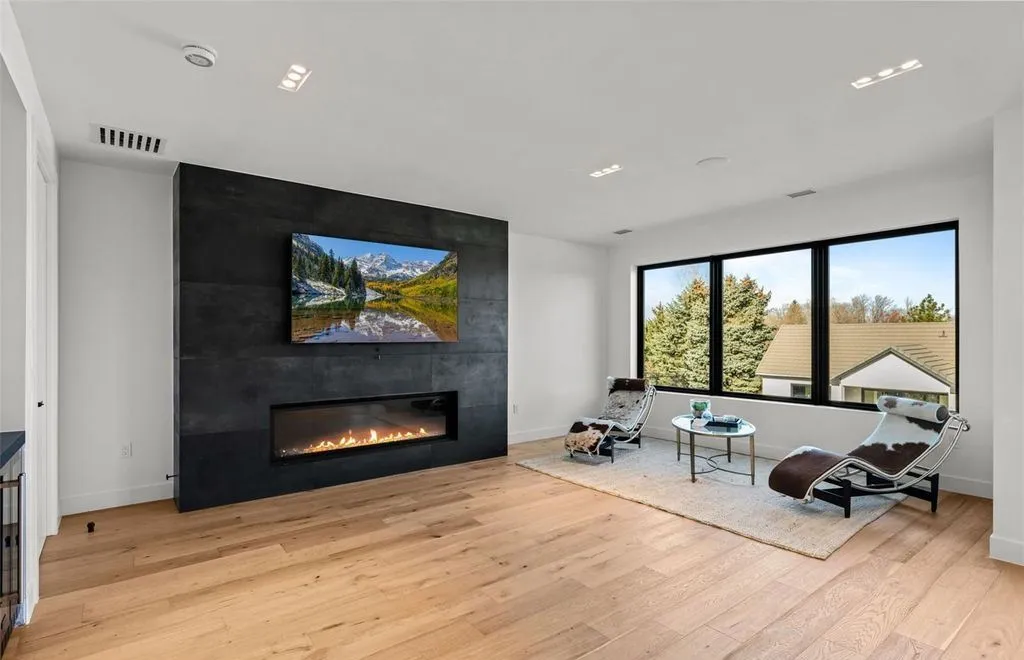 An Iconic Cherry Hills Village Estate Delivering Unmatched Privacy, Priced at $11.5 Million 17 49 Sunset Drive An Exceptional Cherry Hills Village Estate Offering Unmatched Privacy 9