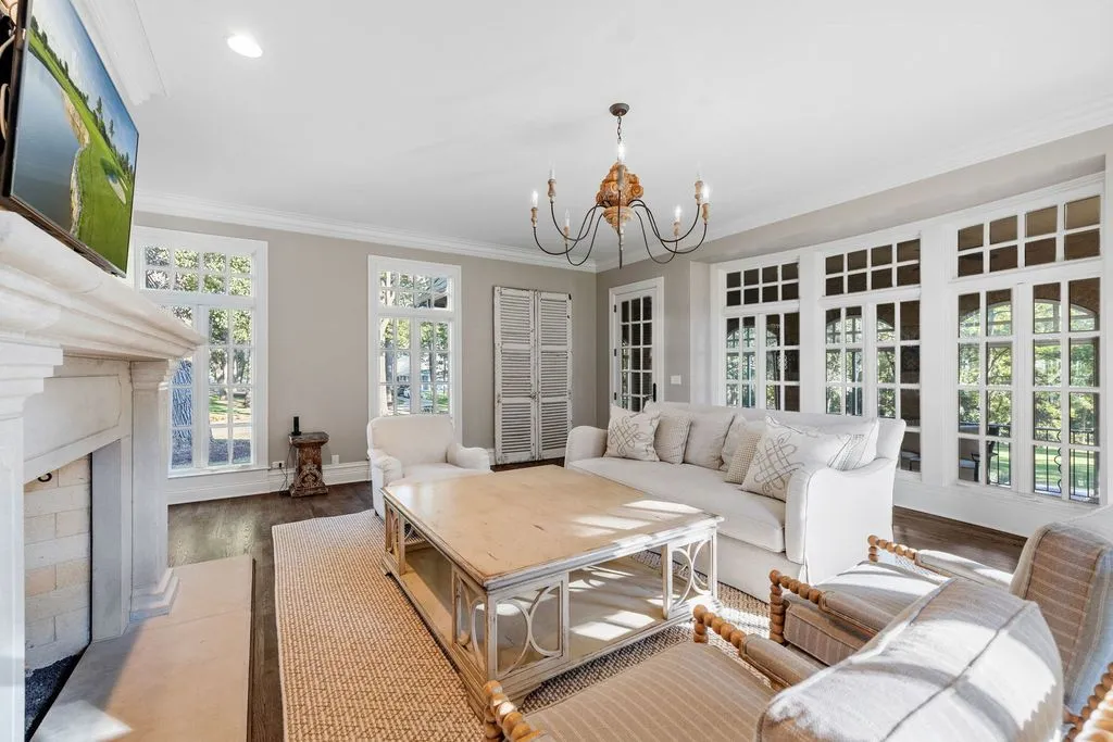 An Extraordinary 36-Acre Countryside Estate in Illinois Lists for $8.495M 19 5021 Minkler Rd A Trophy 36 Acre Countryside Haven Offering Rare Privacy 19