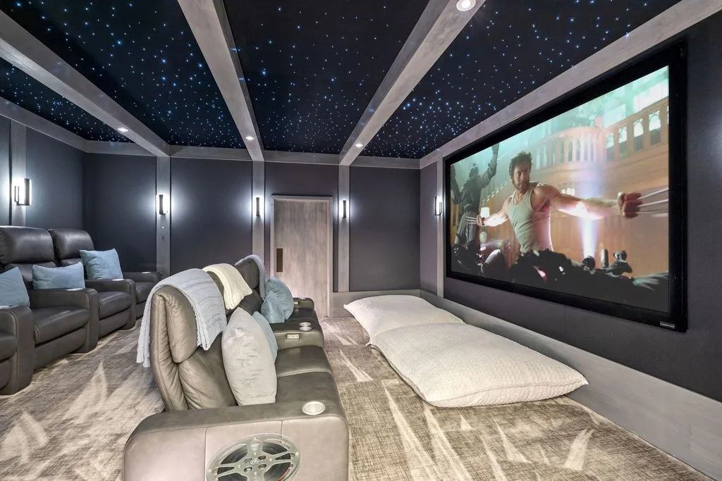 An Extraordinary 36-Acre Countryside Estate in Illinois Lists for $8.495M 20 5021 Minkler Rd A Trophy 36 Acre Countryside Haven Offering Rare Privacy 20