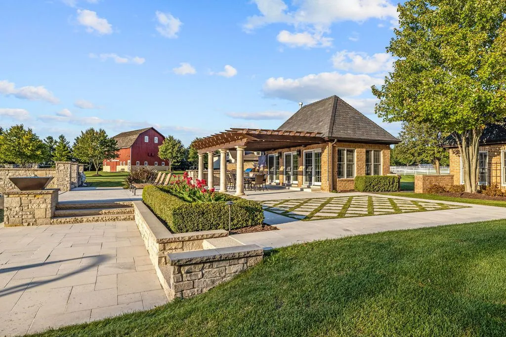 An Extraordinary 36-Acre Countryside Estate in Illinois Lists for $8.495M 27 5021 Minkler Rd A Trophy 36 Acre Countryside Haven Offering Rare Privacy 24