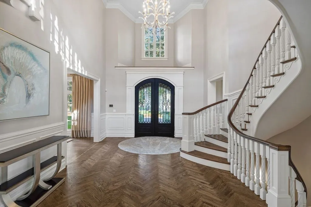 An Extraordinary 36-Acre Countryside Estate in Illinois Lists for $8.495M 13 5021 Minkler Rd A Trophy 36 Acre Countryside Haven Offering Rare Privacy 9