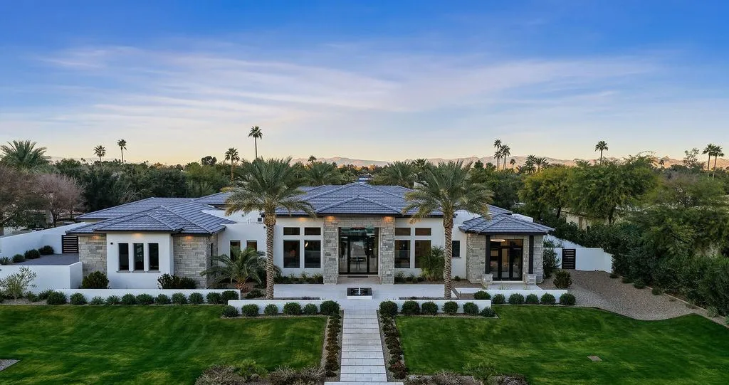 An Elite Arizona Residence Crafted for Seamless Indoor-Outdoor Living at $10.9M 27 5102 E Butler Dr A Striking Arizona Estate Where Modern Architecture Meets Resort Style Living 27
