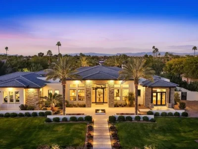 An Elite Arizona Residence Crafted for Seamless Indoor-Outdoor Living at $10.9M 1 5102 E Butler Dr A Striking Arizona Estate Where Modern Architecture Meets Resort Style Living 4