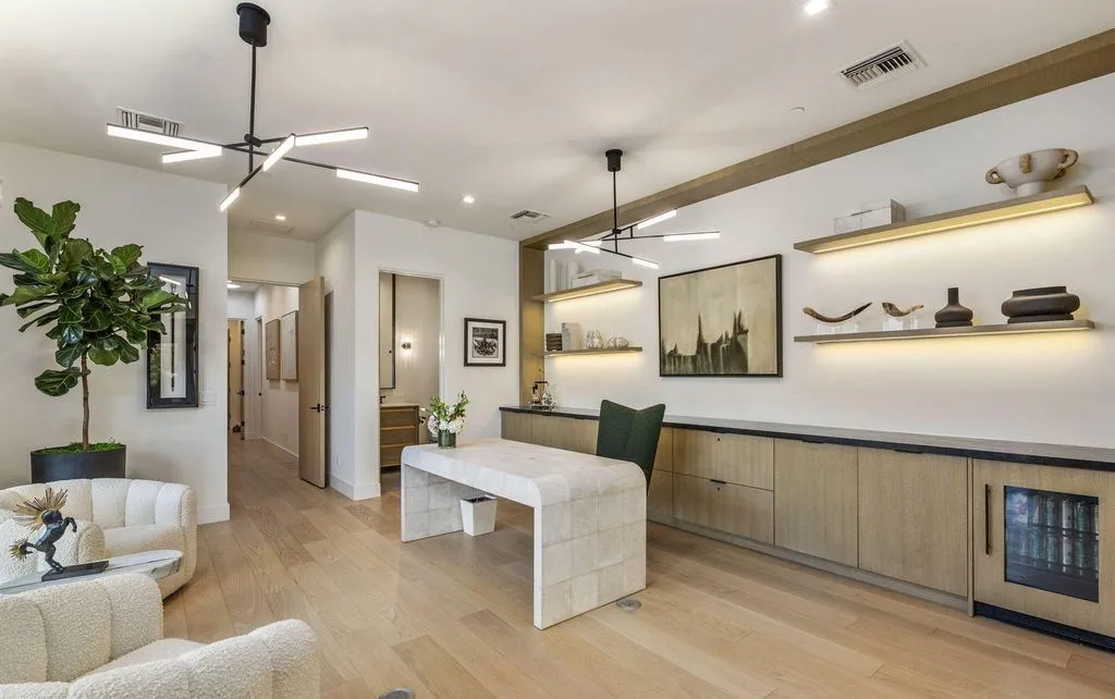 A Bold Contemporary Statement of Luxury and Precision Craftsmanship, Offered at $12.495M in Arizona 13 5441 E Via Buena Vis A World Class Contemporary Masterpiece 10