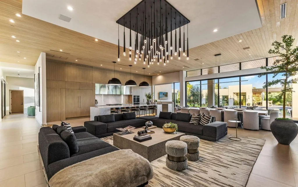A Bold Contemporary Statement of Luxury and Precision Craftsmanship, Offered at $12.495M in Arizona 7 5441 E Via Buena Vis A World Class Contemporary Masterpiece 2
