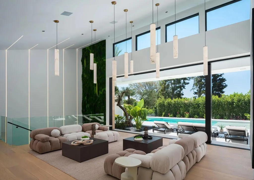 A Monumental Architectural Statement Defines Elite California Living at $18.5M 13 6283 La Jolla Scenic Dr S A Monumental Architectural Statement Defining California Luxury 12